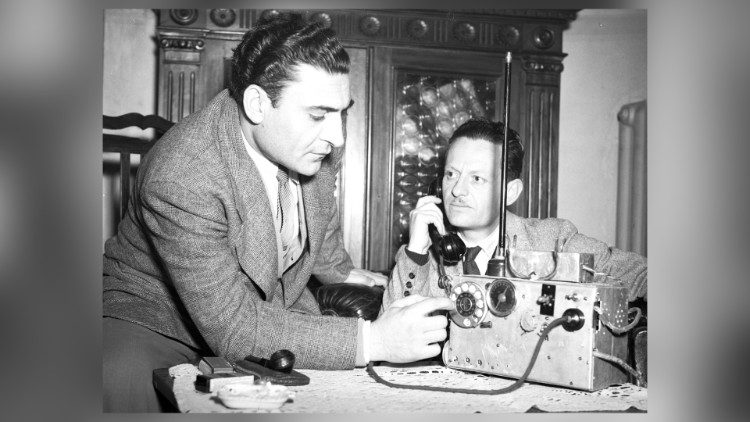 वाटिकन रेडियो 50 साल