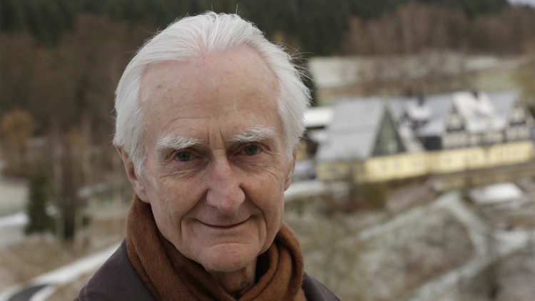 File photo of Jesuit Father Ferenc Jálics (1927-2021)