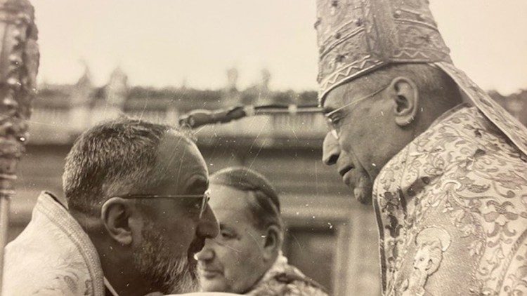 Archivbild: Pius XII. (rechts)
