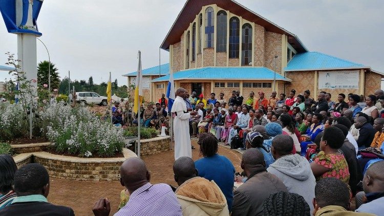 MADHABAHU YA MAMA WA KIBEHO