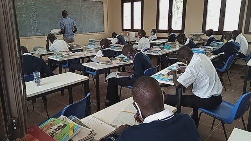 Pandemia e istruzione, l’Unesco si appella al mondo