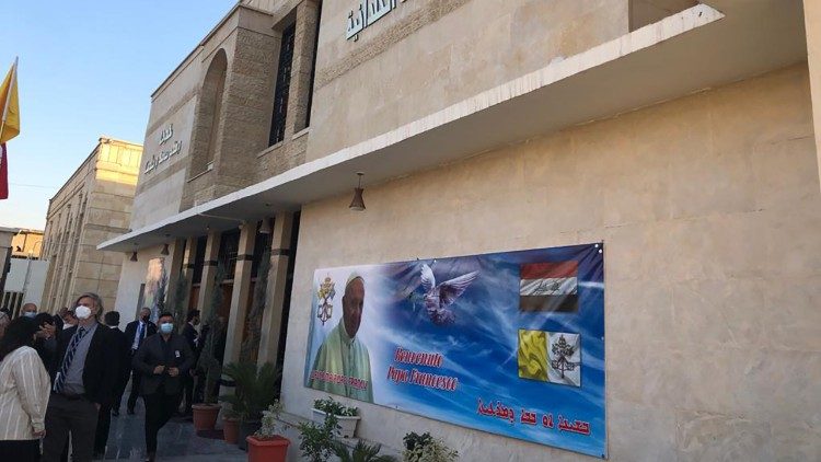 زيارة البابا إلى العراق: مقابلة مع المطران غطاس هزيم 