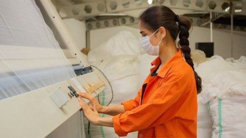 En el día de la Mujer, un modelo económico que dé un trabajo digno