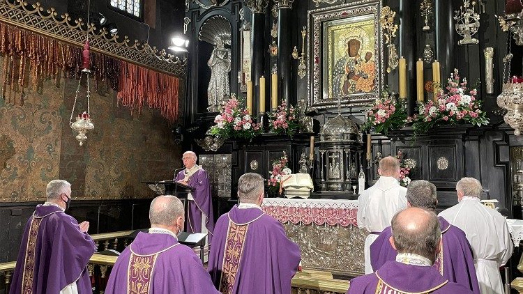 Jasna Góra modli się za ukraińskie i rosyjskie kobiety