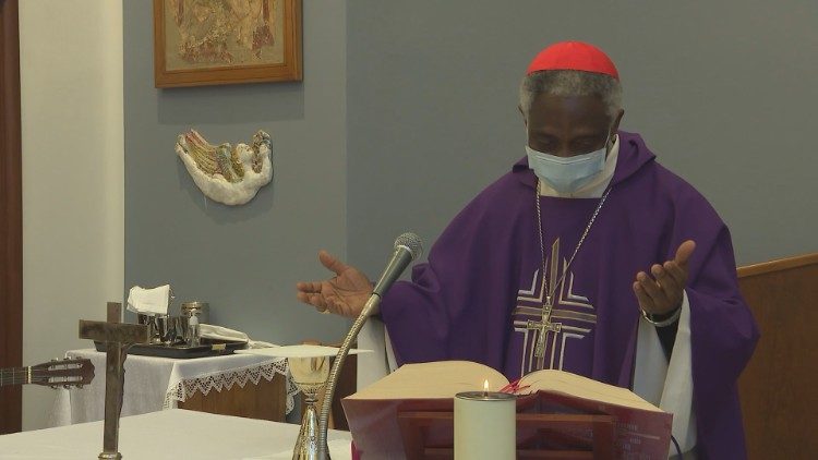Le cardinal Turkson ici lors d'une messe en mars 2021.