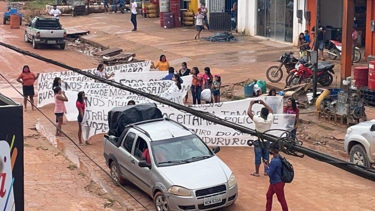 Atacada Associação das Mulheres Munduruku 
