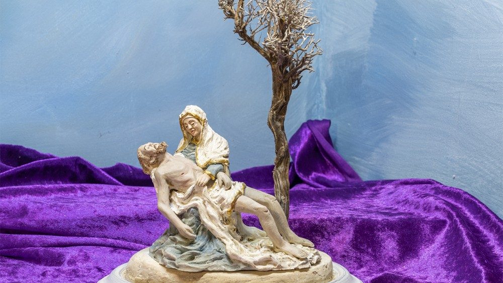 Passionskrippe mit Darstellung der Beweinung Christi