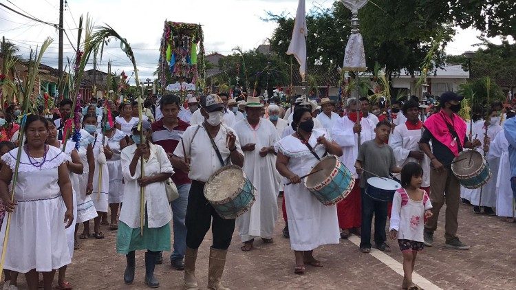 Domingo de Ramos en San Ignacio de MOxos