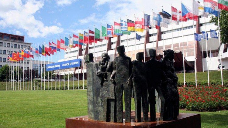 Papież do Rady Europy: konieczna jest realna zmiana kursu