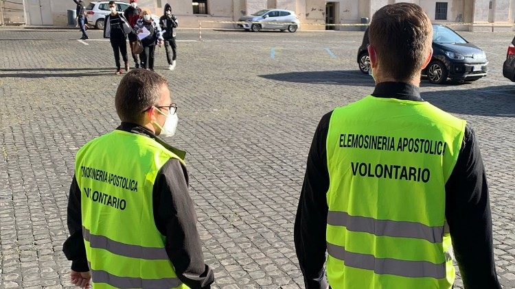 I volontari dell'Elemosineria Apostolica