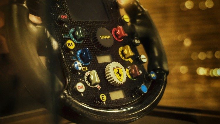 Schumacher's steering wheel given to Pope Benedict XVI