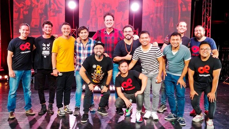 I componenti del Gruppo con al centro in alto Emanuele Chirco