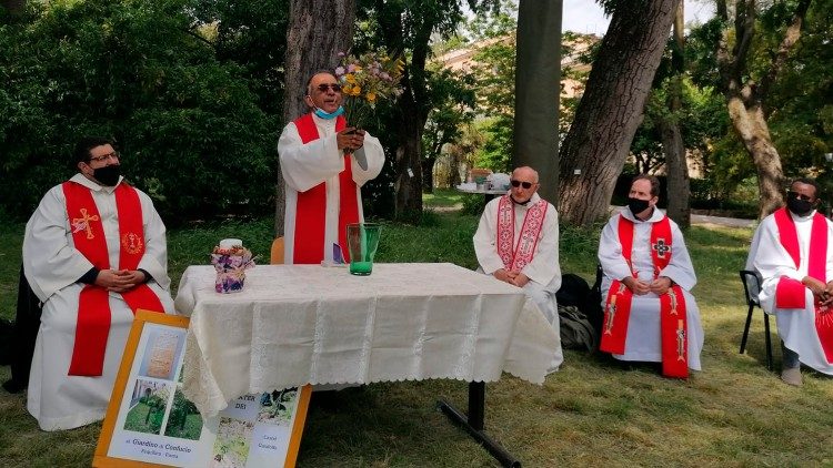 Mass at Rome's Botanical Garden