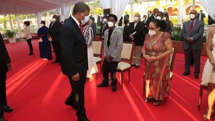 Presidente João Lourenço pede desculpas e perdão pelas execuções do 27 de maio de 1977