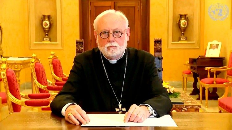 Abp Gallagher: walka z korupcją podstawą sprawiedliwszego świata