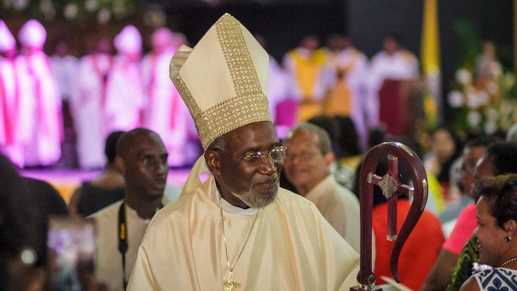 2021.06.11 Monseñor Clyde Obispo de Saint George, Granada