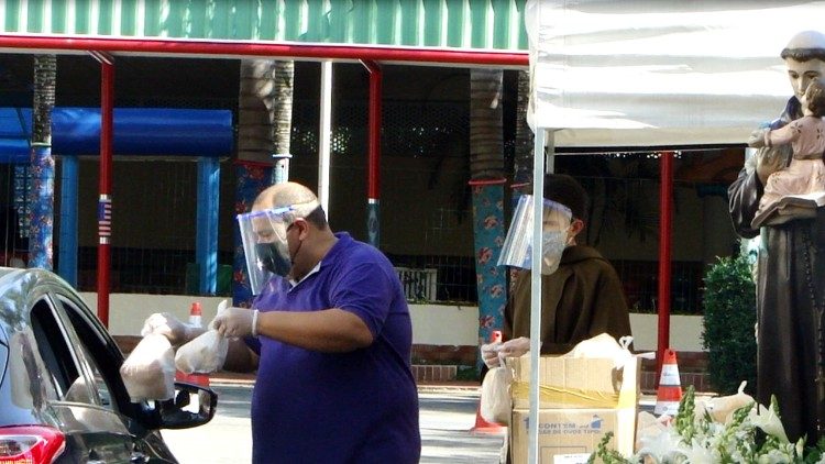O drive-thru de Santo Antônio em São Paulo