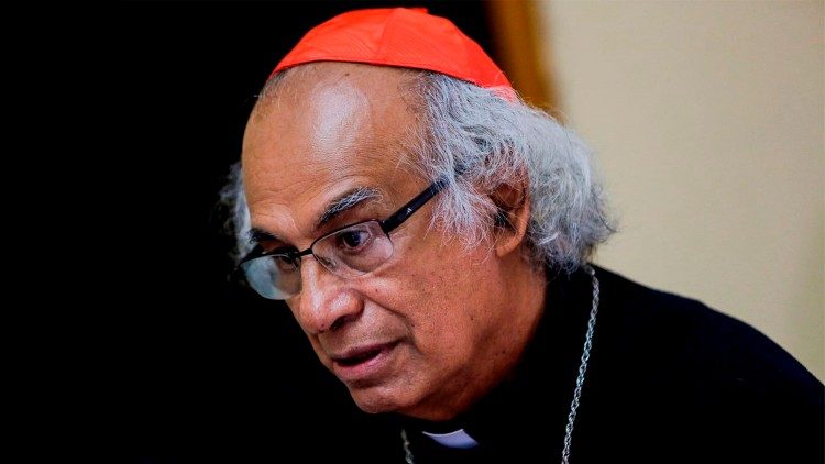 Kardinal Leopoldo José Brenes, Erzbischof von Managua, hat Corona