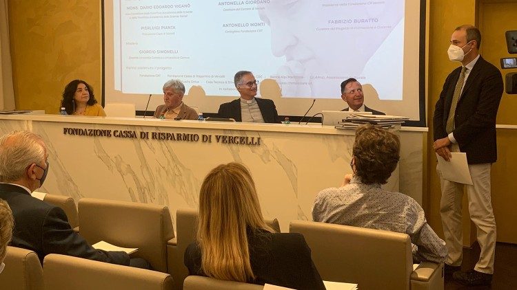  Un momento della presentazione de "Liberare lo sguardo" al carcere di Vercelli - 28 giugno 2021