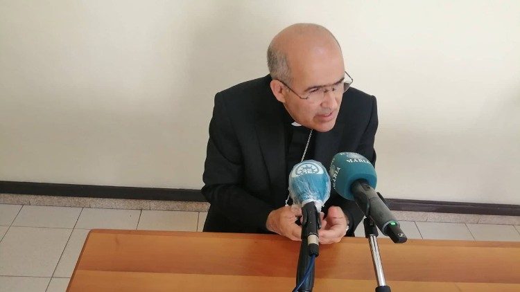 Dom José Cardeal José Tolentino de Mendonça, em Benguela (Angola)