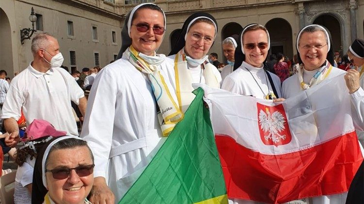 Siostry elżbietanki na audiencji 