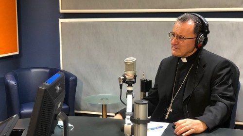 Mgr Spiteri, nonce à Beyrouth: les Libanais voient le Pape comme un père