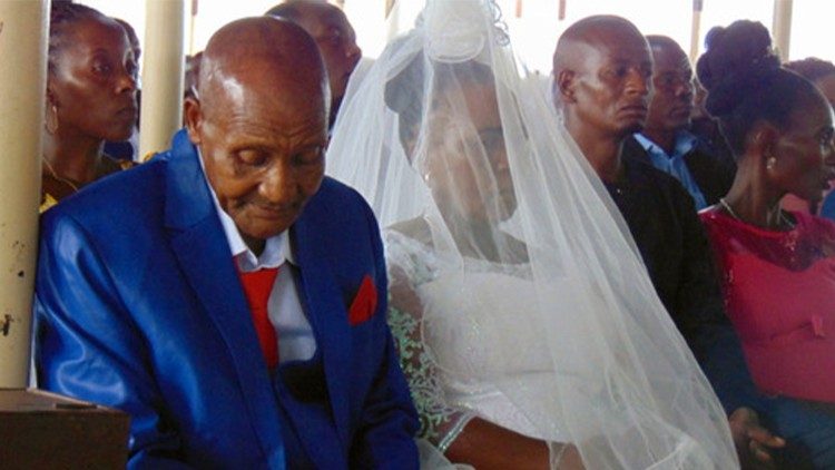 Celebração de matrimónios na Arquidiocese de Dar Es Salaam (Tanzania)