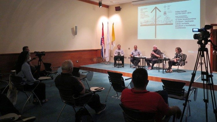 La presentazione a Dubrovnik dell'edizione in croato degli atti del Convegno teologico di Napoli del giugno 2019