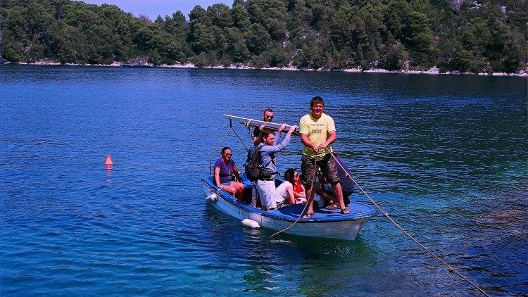 I rifornimenti arrivano via mare
