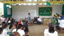 1-palestra-na-escola-da-comunidade-no-Lago-Mamori-AM-20200207aem.jpg