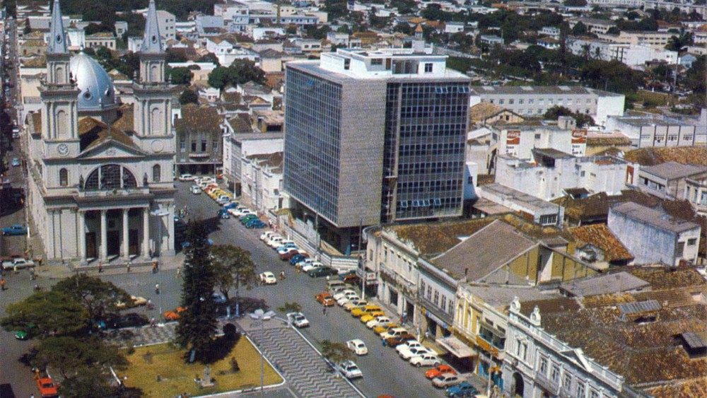 A Catedral acompanhou as transformações do espaço urbano