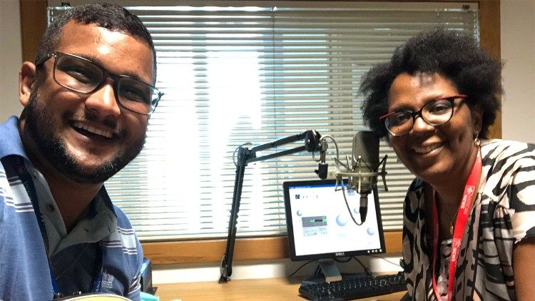 Diácono Wellington com Mariangela Jaguraba