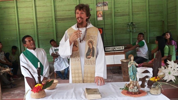 Celebração na Escola Ticuna