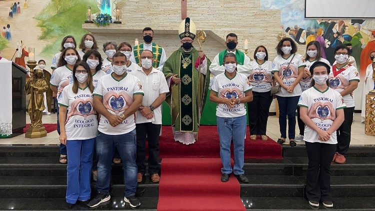 Pastoral da Ecologia Intergarl com Dom Roberto Francisco