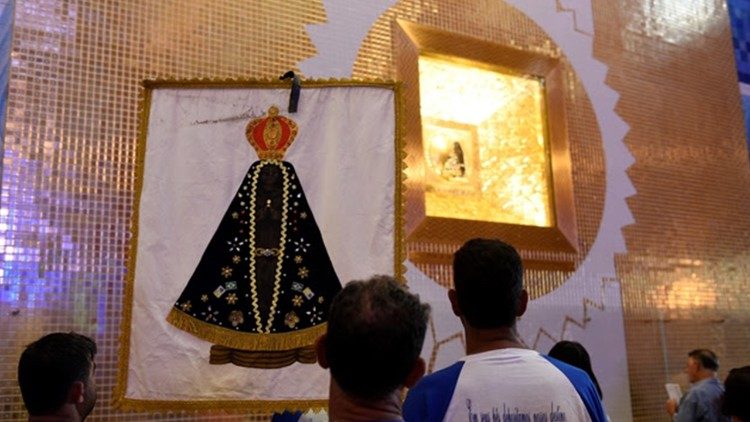 Voluntário no Santuário Nacional de Nossa Senhora Aparecida