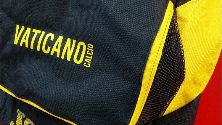 La mochila del equipo vaticano