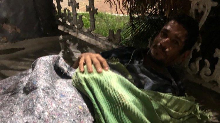 Comunidade Cat&oacute;lica Alegria da Cruz - morador de rua