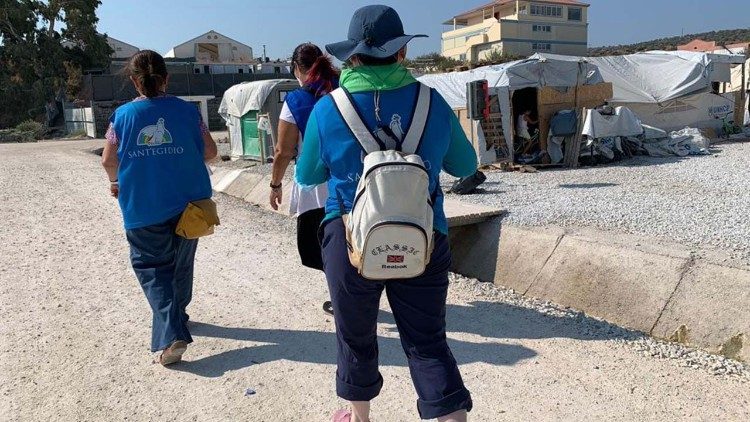 Archivo. voluntarios en Lesbos