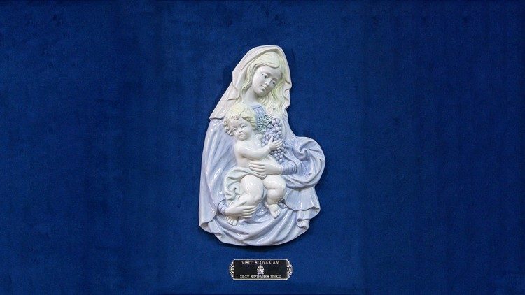 O presente do Papa ao Centro Belém