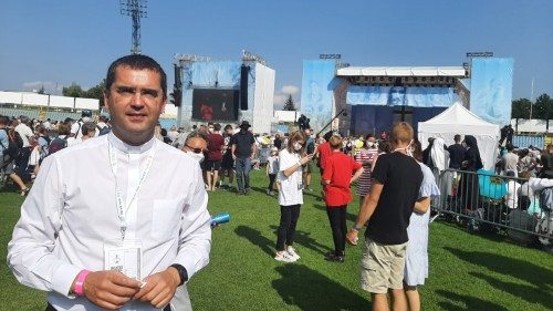 Don Jurica: "Ai giovani diciamo: sposatevi per fare la felicità l'uno dell'altro"