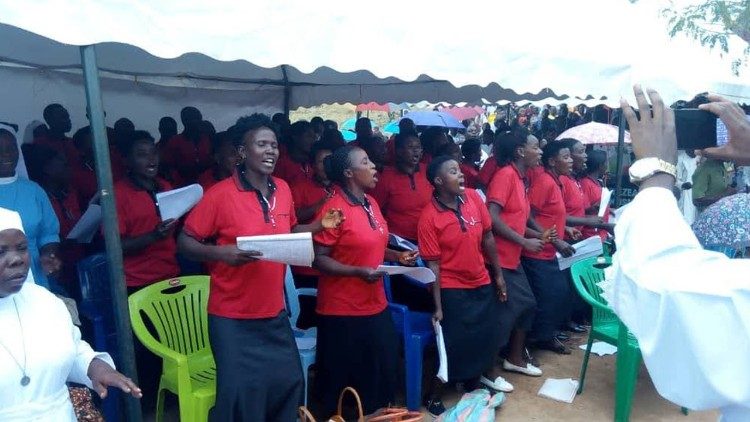 Kwaya katika maadhimisho ya misa tarehe 14 Septemba 2021