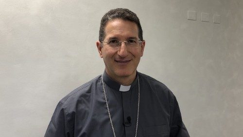 Monseñor Ali: Necesitamos crear redes para ayudar a las víctimas de abusos