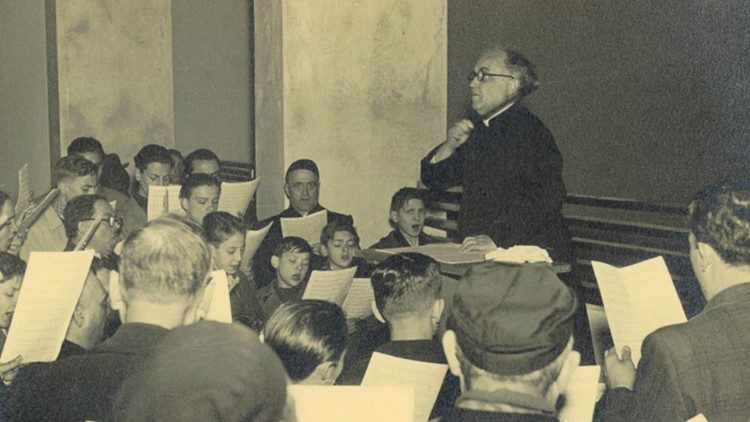 Monseñor Lorenzo Perosi, compositor y maestro de la Capilla musical pontificia