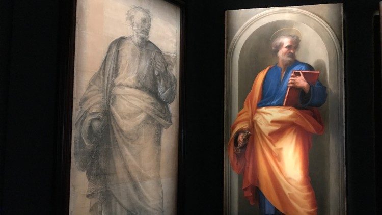 San Pietro, completato da Raffaello dopo al morte di fra Bartolomeo, accanto al cartone preparatorio realizzato dal frate pittore