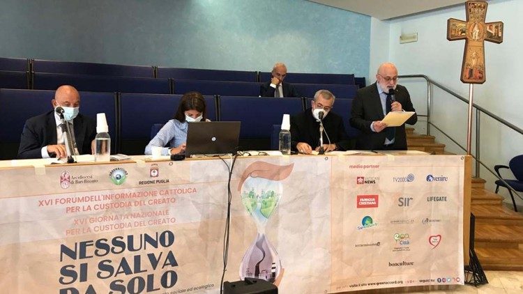 Il saluto del presidente di Greenaccord all'apertura del Forum