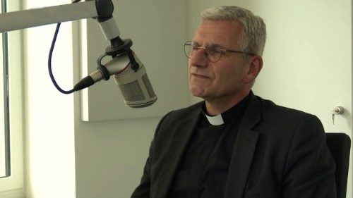 Schwaderlapp über seinen Dienst in Kenia: „Ich komme als Lernender“