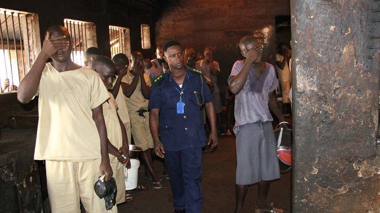 Cárcere de Pademba, Serra Leoa