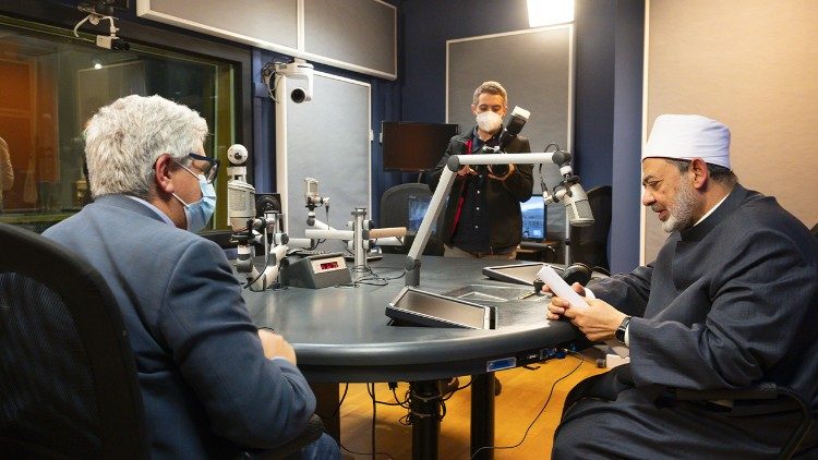 Il grande Imam Al-Tayyeb a Radio Vaticana - Vatican news
