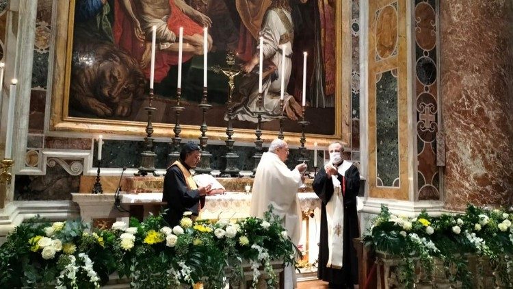 Cardenal Sandri celebra misa en la fiesta de San Juan XXIII