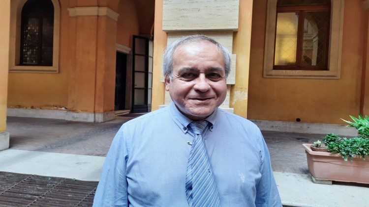 Humberto Ortíz Roca, economista peruano y miembro del proyecto Economía de Francisco.